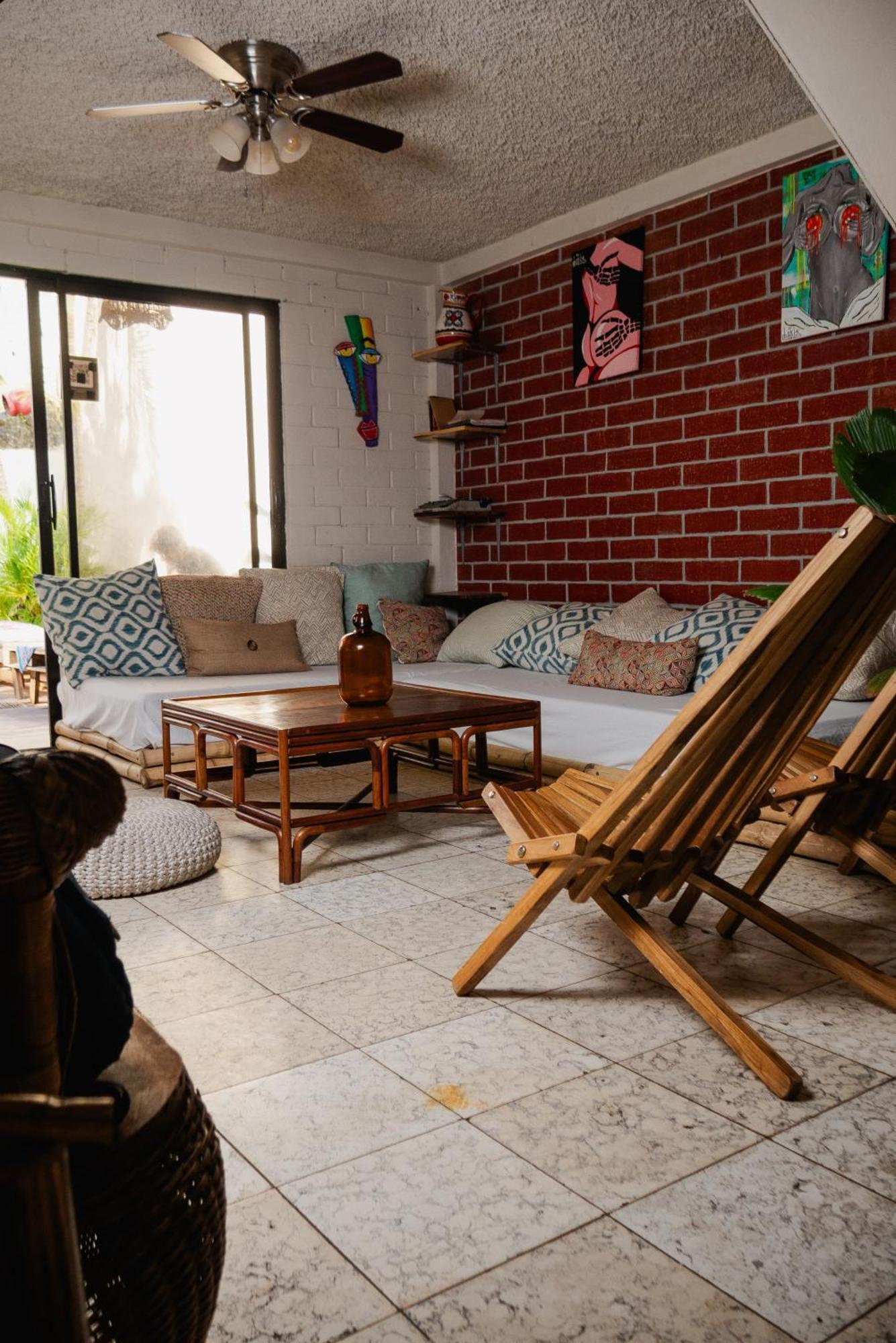 Casa Coco Hostel Санта-Ана Экстерьер фото